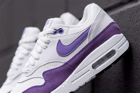 nike air max paars bloemen